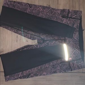 Lululemon size 6